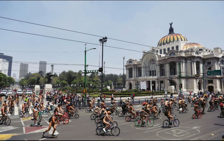 La rodada desnuda tiene presencia en varios países.  EFE