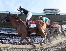 Mark Casse consiguió dos terceras partes de la Triple Corona. AP