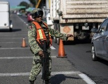Con retenes y escáners responde México a ola migrante en Chiapas