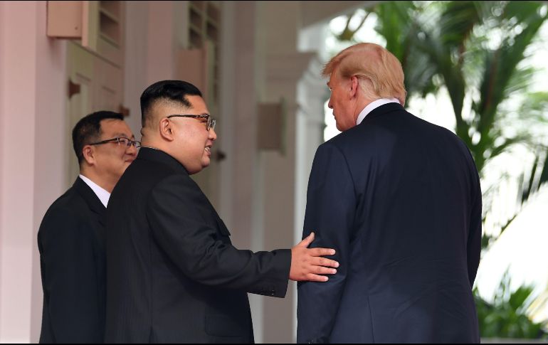 Trump hizo historia al reunirse dos veces con Kim Jong-un. AFP/S. Loeb