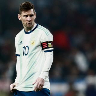Messi, el deportista mejor pagado del mundo según Forbes