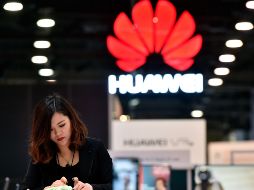 Huawei presentó solicitudes en muchos países, incluídos México, para probar el HongMeng Os. AP / ARCHIVO
