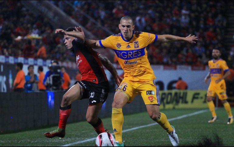 Jugadores confiables como Torres Nilo son necesarios para reforzar la defensa de Chivas, una prioridad del técnico Tomás Boy. IMAGO7/ARCHIVO
