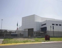 Ni Banxico ni el personal que atiende la entrada de la Fábrica de Billetes ofrecen información sobre alternativas de contacto. EL INFORMADOR / F. Atilano