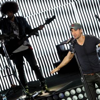 ¡Enrique Iglesias te hará sudar!