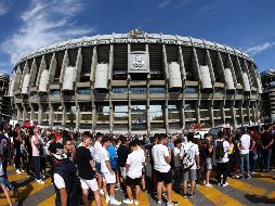 Los aficionados merengues quieren más fichajes para recuperar la ilusión. EFE/R. JIMÉNEZ