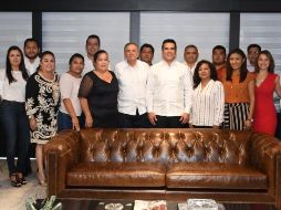 Moreno Cárdenas (c) anunció que realizará una gira por todo el país para presentar sus proyectos. TWITTER/@alitomorenoc