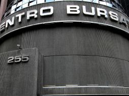 En la jornada, tuvieron pérdidas todos los sectores, encabezados por el industrial y seguido por el financiero. NTX/ARCHIVO