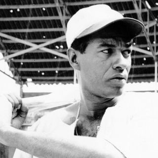 Adiós al primer cañonero