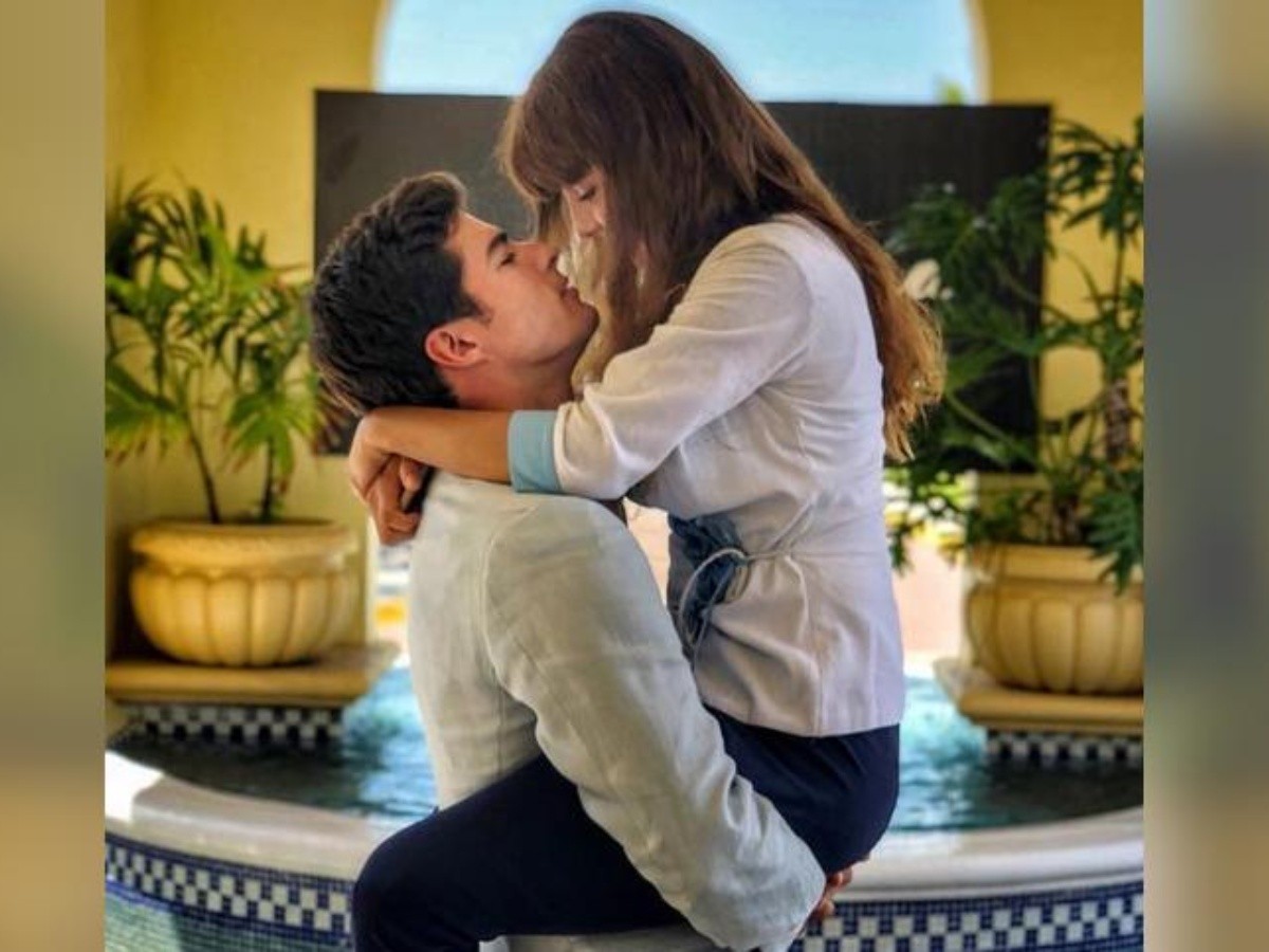  Michelle Renaud y Danilo Carrera confirman su romance con foto