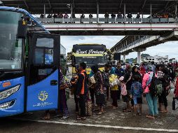 El accidente ocurrió tras una disputa entre un pasajero y el chofer. ARCHIVO / AFP