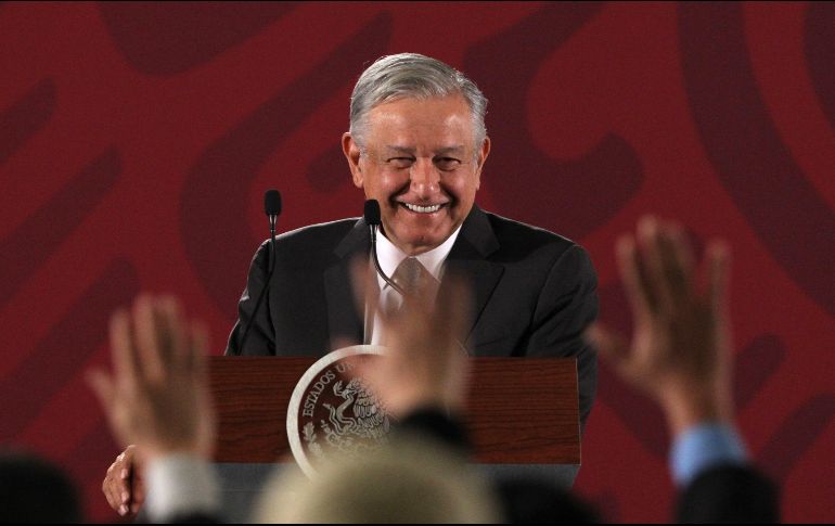 López Obrador en rueda de prensa matutina este mares, en Ciudad de México. Por su canal de YouTube se transmiten en directo la conferencia matutina y otros actos oficiales. EFE/M. Guzmán