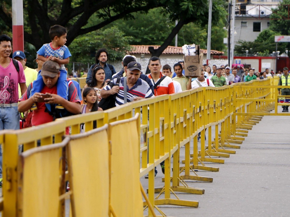  Tiroteo en frontera entre Venezuela y Colombia deja 12 muertos
