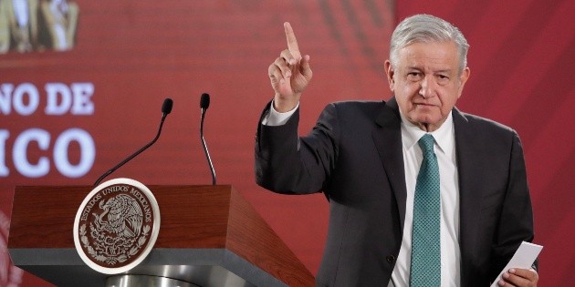 L&oacute;pez Obrador propone diversificar econom&iacute;a para enfrentar dificultades