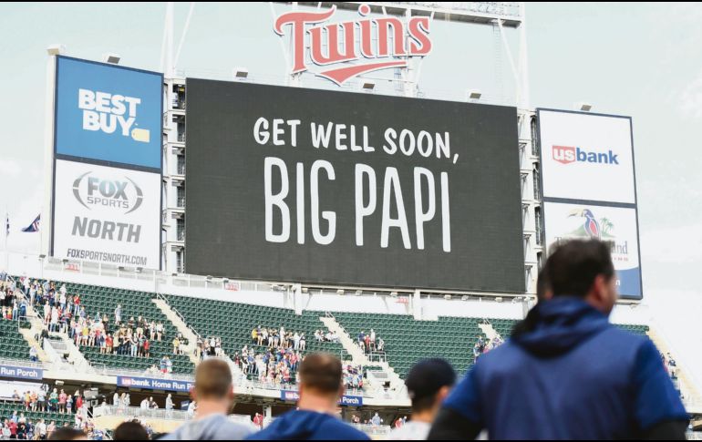 Mientras David Ortiz se recupera en el hospital, los equipos de las Grandes Ligas se solidarizan con el ex pelotero. AFP