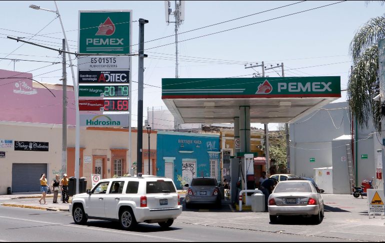 Publican los porcentajes y montos de estímulos fiscales de las gasolinas en el Diario Oficial de la Federación. EL INFORMADOR/ARCHIVO