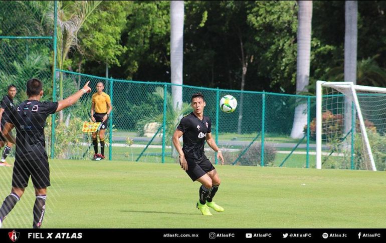 Con esto, los Zorros cierran su estancia en Quintana Roo para volver este día a tierras tapatías y el lunes comenzar los trabajos en cancha y otros duelos amistosos. ESPECIAL / atlasfc.com.mx