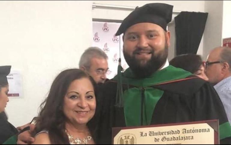 El joven estadounidense festejaba su graduación de medicina en la UAG cuando desapareció en Guadalajara. ESPECIAL
