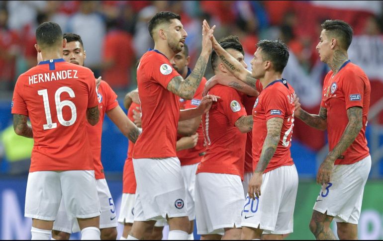Para la segunda parte los de La Roja al minuto 51 en un remate de Alexis Sánchez pusieron marcador final del encuentro. AFP / R. Arboleda