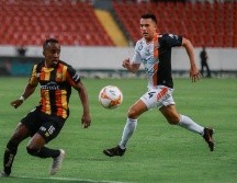 Según informes de la directiva de Leones Negros, Amaral (I) no tiene automóvil; para transportarse usa autos de alquiler. EL INFORMADOR/ARCHIVO