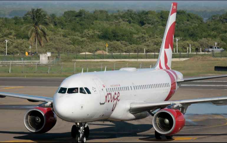 La aerolínea confirmó que investiga el incidente pero no dio más detalles. EFE/ARCHIVO
