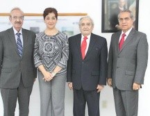 Este lunes la Fiscalía Anticorrupción presentará pruebas sobre los presuntos desvíos de recursos realizados por Salvador Delgado (1ero izq a der). ESPECIAL / ceajalisco.gob.mx