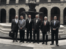 En la foto, de izquierda a derecha: César de Anda, Carlos Álvarez del Castillo, Manuel Romo, Carlos Álvarez Bermejillo, José Medina Mora y Xavier Orendain. ESPECIAL