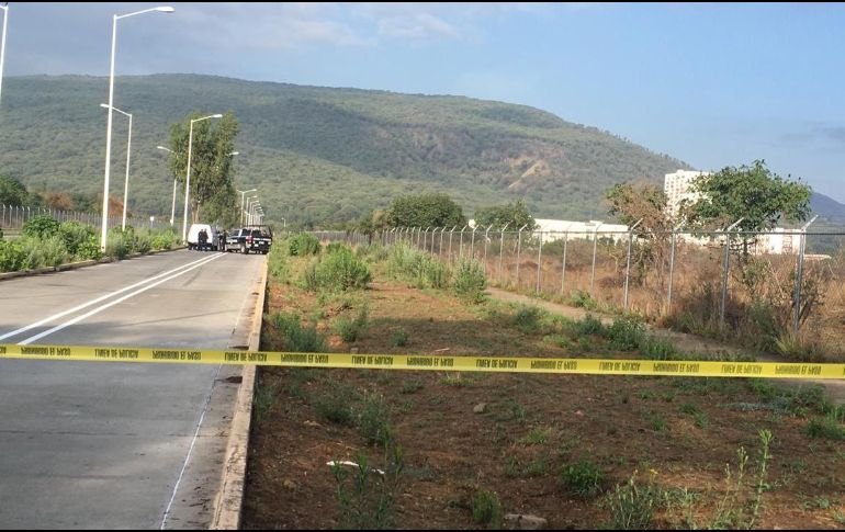 La Fiscalía Estatal, quien tiene a cargo las investigaciones del caso, no ha confirmado que el cuerpo pertenezca al policía zapopano. ESPECIAL