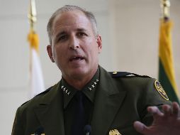 Fotografía de archivo cedida por la Patrulla Fronteriza (CBP) donde aparece Mark Morgan durante una ceremonia de juramentación en el edificio Ronald Reagan. EFE/G. Fawcett