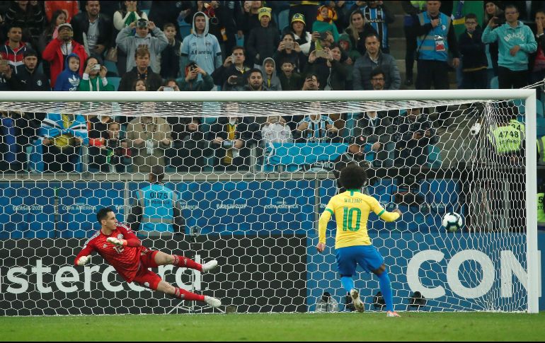 En la definición por penales marcaron por Brasil: Willian, Marquinhos, Coutinho y Gabriel Jesús. EFE / J. Méndez