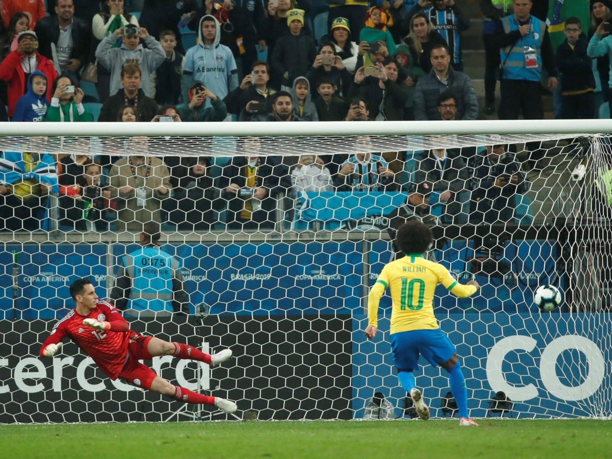  Brasil pasa a semifinales de Copa América