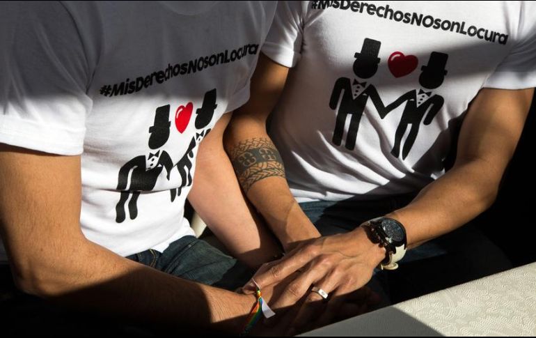 Desde 2004 hasta mayo del 2019, las 35 delegaciones del IMSS reportan una afiliación de mil 329 parejas, informa la encargada de la División de Transversalización de Igualdad, Úrsula Carolina Sánchez Solano. AP / ARCHIVO