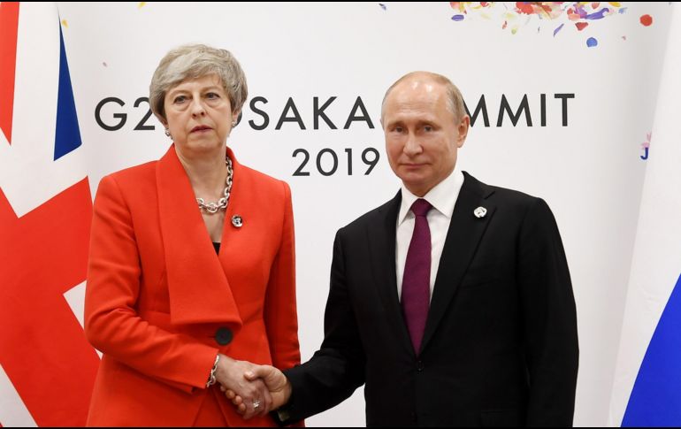 Theresa May asegura tener “pruebas irrefutables” de que Rusia estaba detrás del envenenamiento del ex espía ruso Serguéi Skripal en 2018. EFE / A. Rain