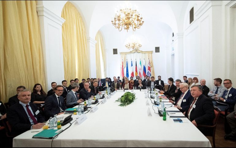 En medio de tensiones con EU, Irán se reúne hoy en Viena con Rusia, China, Francia, Reino Unido y Alemania para ver cómo salvar el tratado atómico de 2015. EFE / C. Bruna