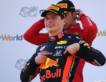 Con este triunfo, Verstappen pone fin a la racha invicta que la escudería Mercedes mantenía en la presente temporada de la Fórmula 1. AP / R. Zak