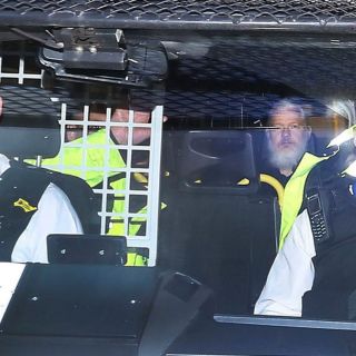 Encarcelamiento de Assange fue para complicar su defensa WikiLeaks