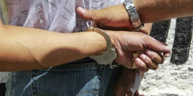 Detienen en el AICM a presunto operador del hijo del "Chapo"