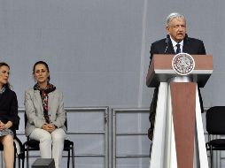 Desde el Zócalo, el Presidente mencionó que su triunfo fue fruto del trabajo de muchos hombres y mujeres del campo y la ciudad. NTX/ A. Guzmán