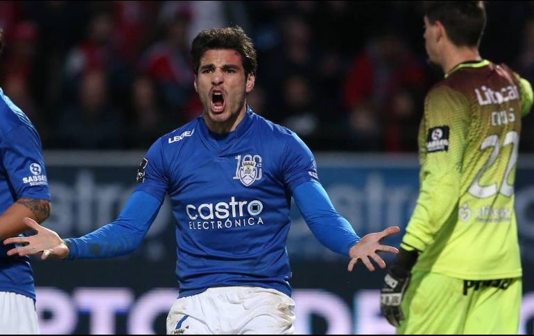 En su regreso a México, su labor con el Guadalajara será fundamental en la pelea por no descender de la máxima categoría del futbol azteca. TWITTER / @pollobv