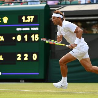 Rafael Nadal supera con facilidad la primera ronda de Wimbledon