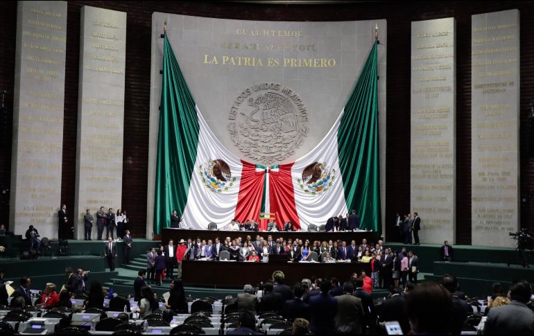 Los legisladores deberán evitar expresar comentarios misóginos, de homofobia o racistas en general. SUN