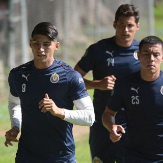 Si Chivas regresa a la AC, jugaría de nuevo en el Jalisco