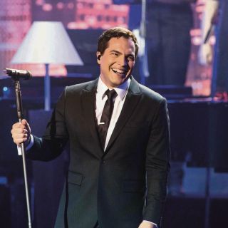 Daniel Boaventura, de fiesta y romance