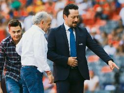 Varios dueños de equipos de la Liga Mexicana de Beisbol están molestos con Javier Salinas (der.), presidente del circuito. IMAGO7