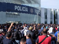 Los elementos aseguran que desde la llegada del gobierno de Andrés Manuel López Obrador se les han reducido los derechos laborales. EFE/M. Hartz