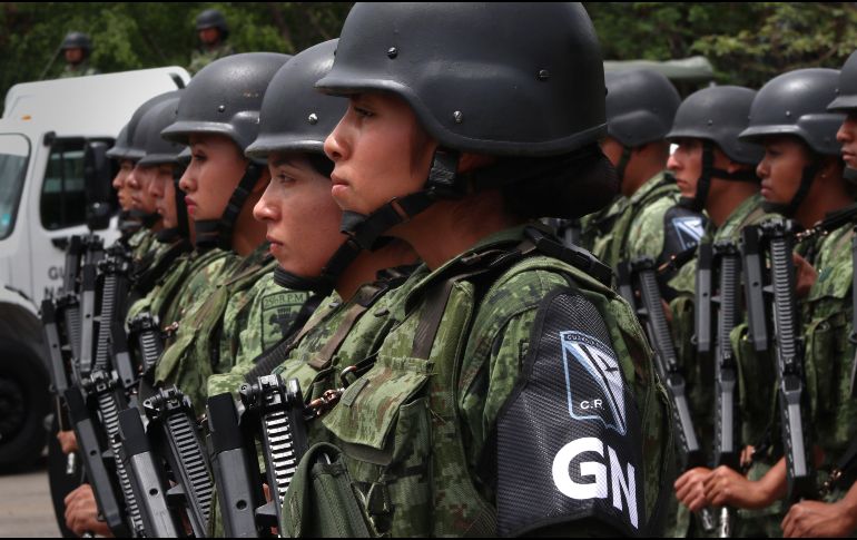 El arribo de la Guardia Nacional ha suspendido temporalmente el trasiego del comercio informal entre Ciudad Hidalgo y Tecún Umán, Guatemala. EFE/F. Meza