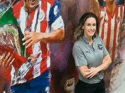 A pesar de estar alejada de su familia, Nelly Simón no quita el dedo del renglón y quiere dejar una huella indeleble en la historia de Chivas Femenil. EL INFORMADOR / F. Monclova