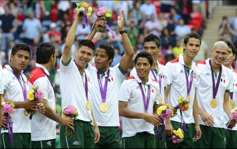 En 2012, se aprobó que todos los que ganaran medalla en los Olímpicos y Paraolímpicos de Londres recibirían apoyos vitalicios, incluidos los 18 jugadores de futbol que fueron campeones. AFP / ARCHIVO