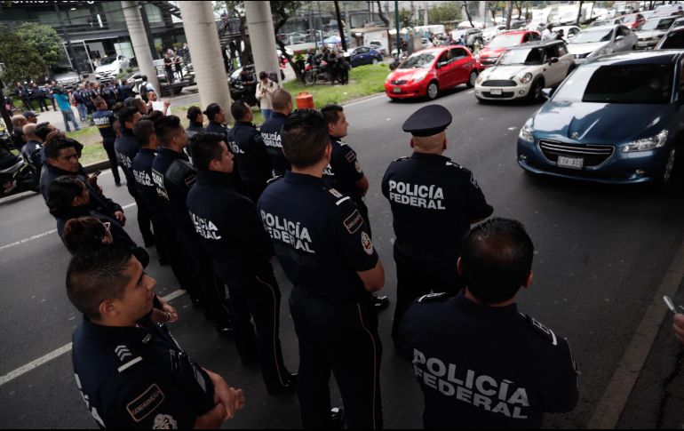 La declaración generó división entre el grupo de policías, pues varios aclararon que no pedían eso. SUN/I. Stephens