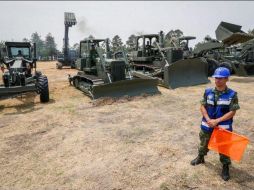 La organización #NoMásDerroches ha promovido varias demandas de amparo para frenar las obras en el aeropuerto de Santa Lucía. SUN / ARCHIVO